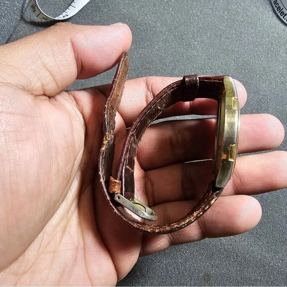 Vintage Quemex Moon / Sun Face Dial Quartz Watch Not Working For Parts Or Repair - Picture 8 of 8